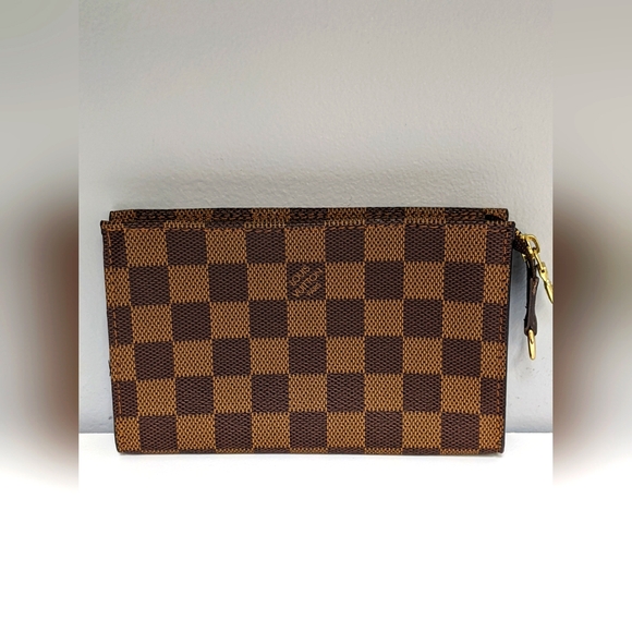 Louis Vuitton Ebene Wristlet "LIVE SHOW TODAY" - Picture 1 of 12